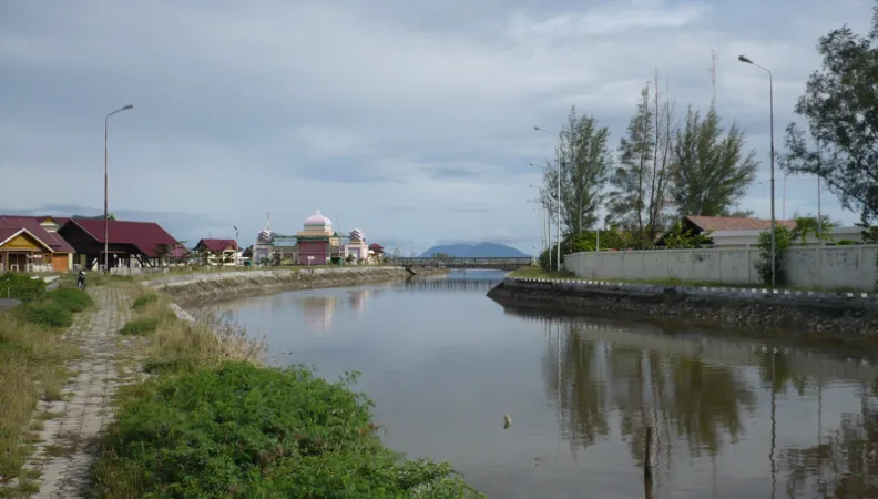 Des infrastructures pour lutter contre les inondations à Banda Aceh