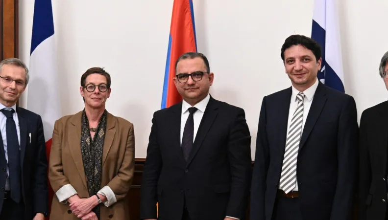 Un prêt budgétaire de politique publique a été signé entre l'Arménie, l'AFD et la BAsD